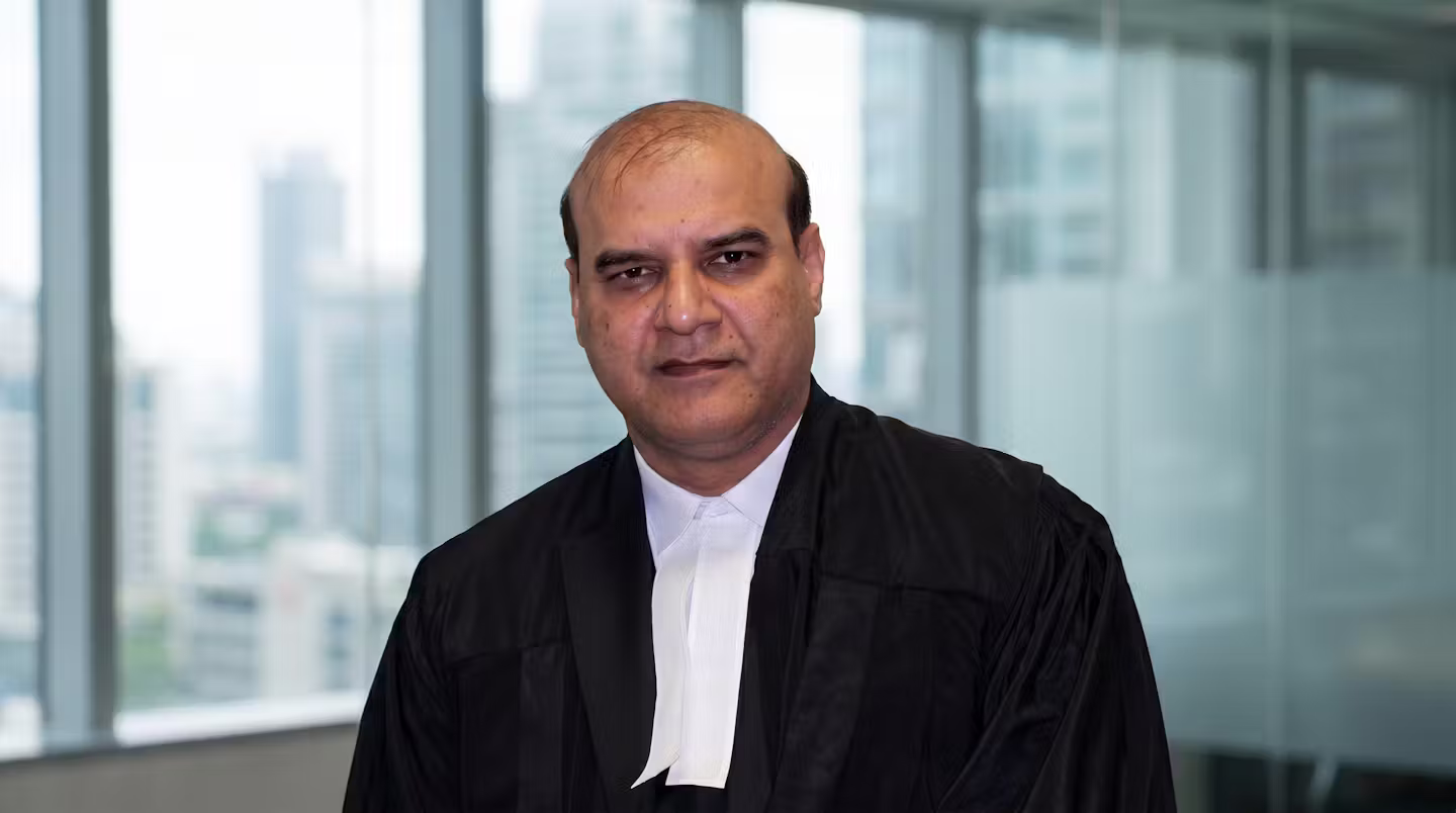 Naveed Anwar - Barrister & Solicitor